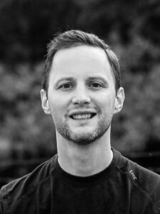 Photo of Kristopher Warne